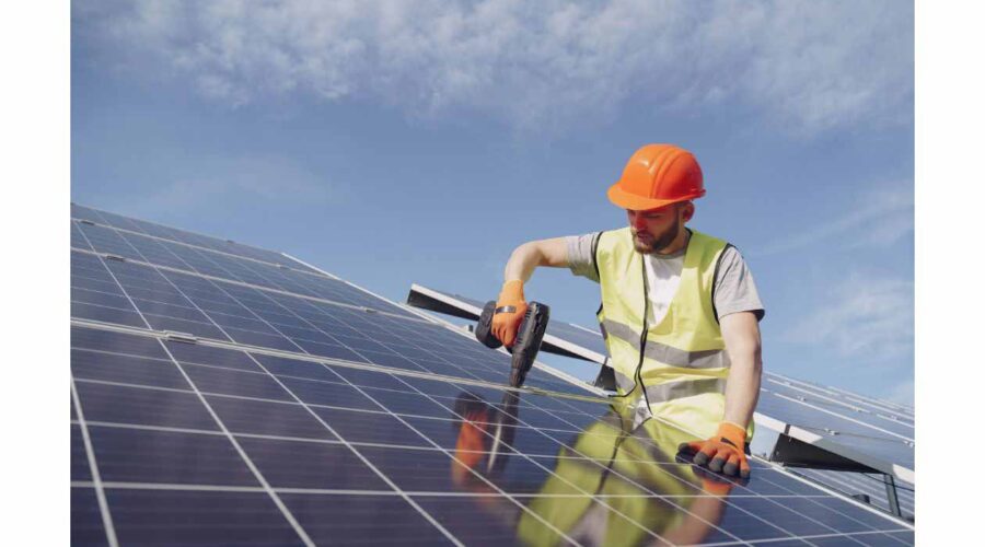 Commercial Solar Panel Services in Illinois